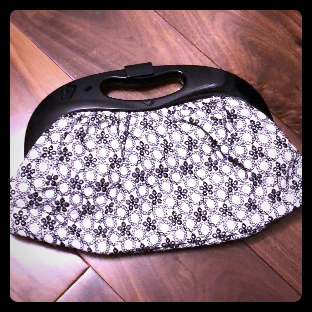 LOFT Clutch